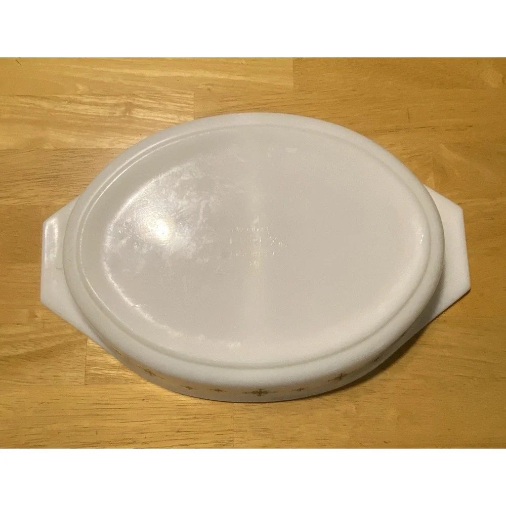 Vintage Pyrex Black Compass Atomic Starburst  Divided Casserole Dish 1-1/2 Quart